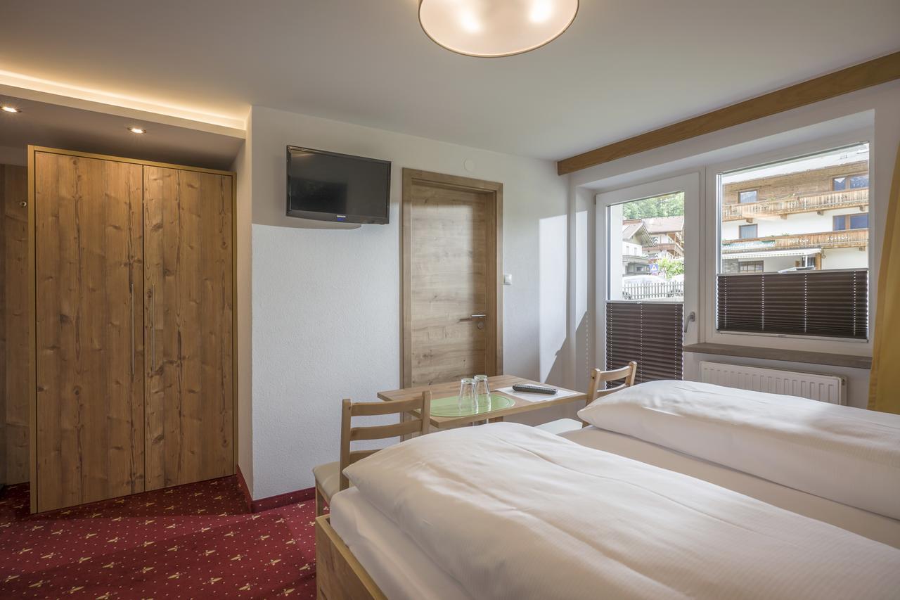 Garni Nill Hotel Schwendau Ngoại thất bức ảnh